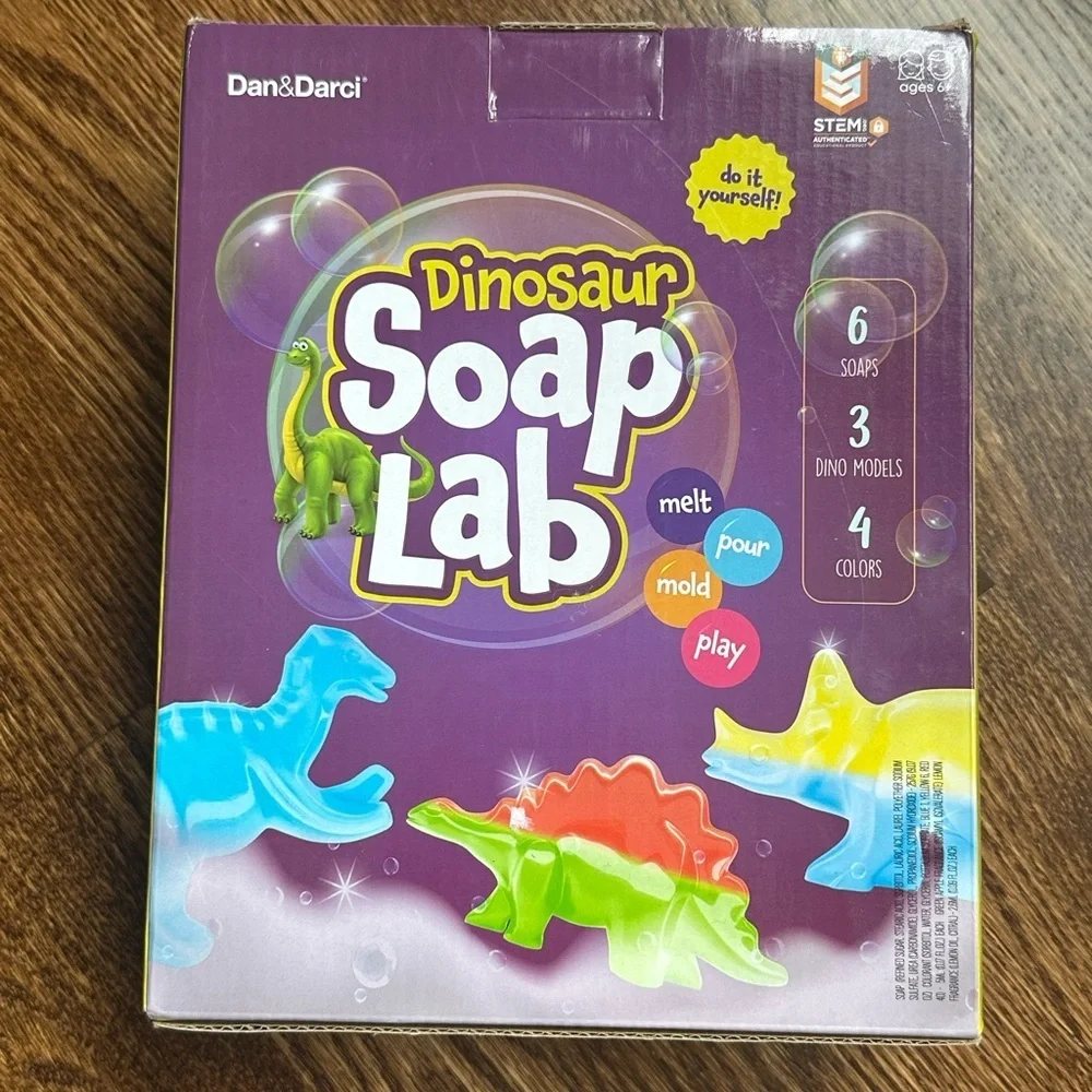 Dan & Darci Dinosaur Soap Lab STEM Science Kit DIY Craft Kids Ages 6+